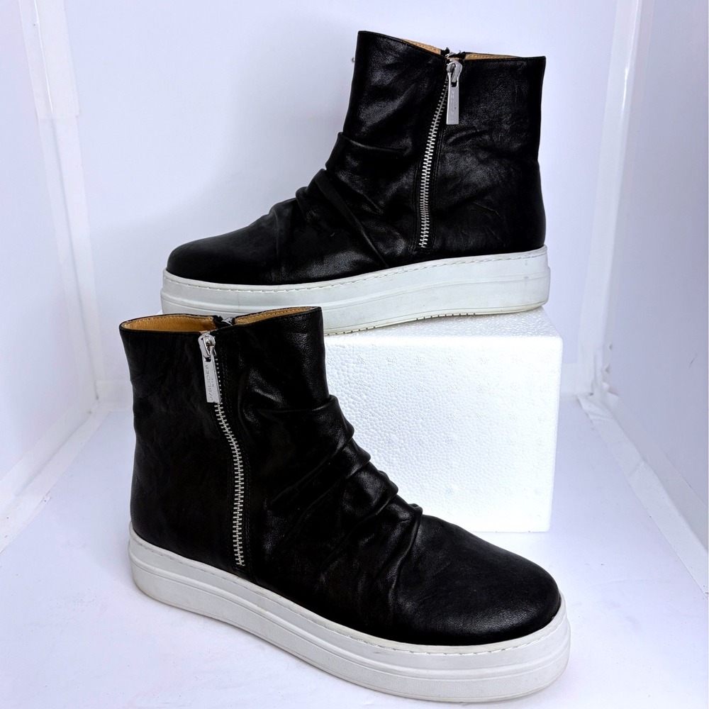 J/Slides NYC Black Leather Ruched Platform Ankle Boots Side Zip Womens 8.5